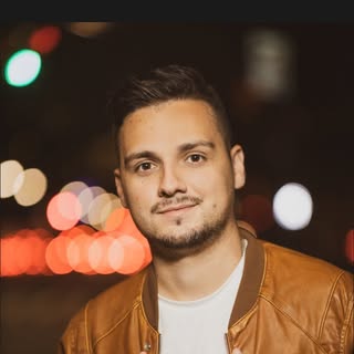 Evan Hernandez